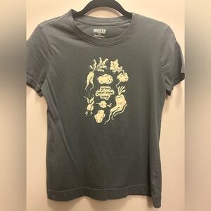 Women’s Duluth Trading Graphic Tee